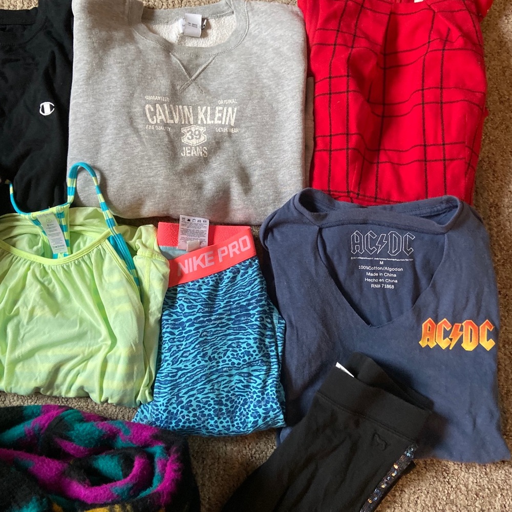 * resale bundle * - Picture 3 of 4